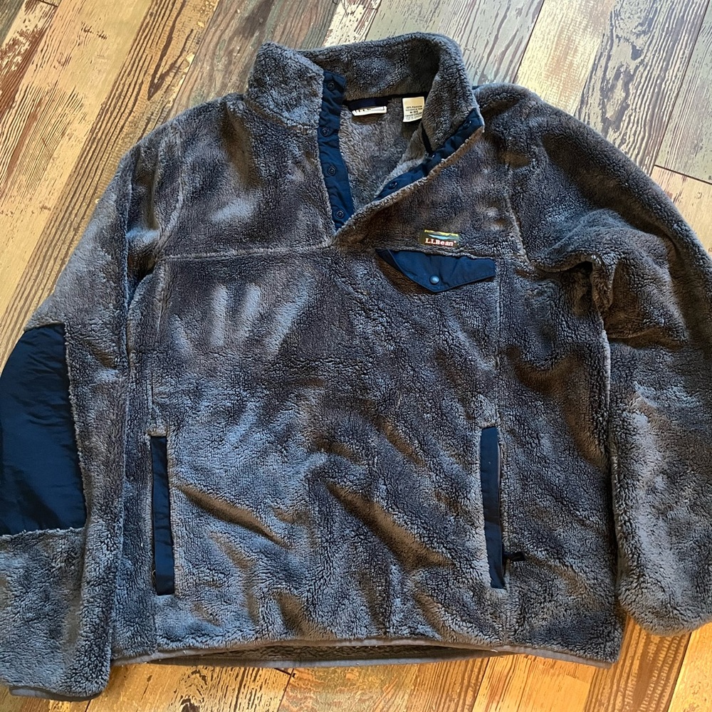 LL Bean Hi Pile Fleece - Medium